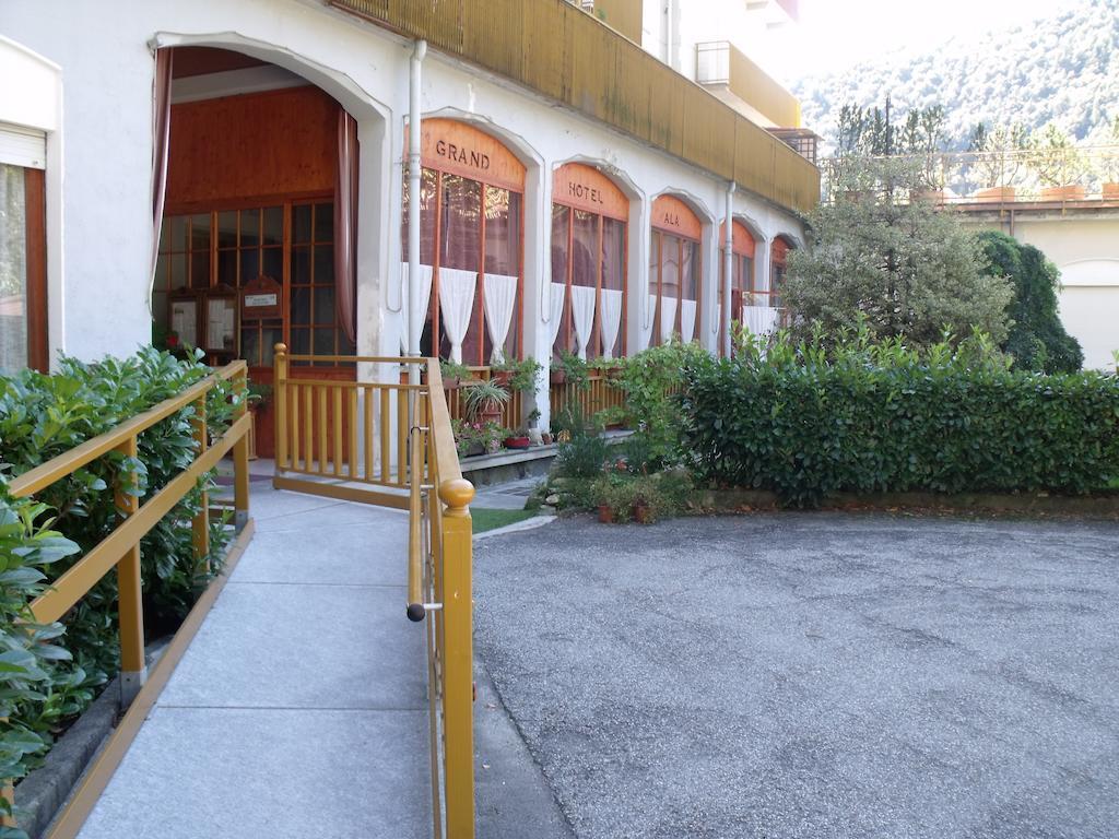 Grand Hotel Ala Di Stura מראה חיצוני תמונה