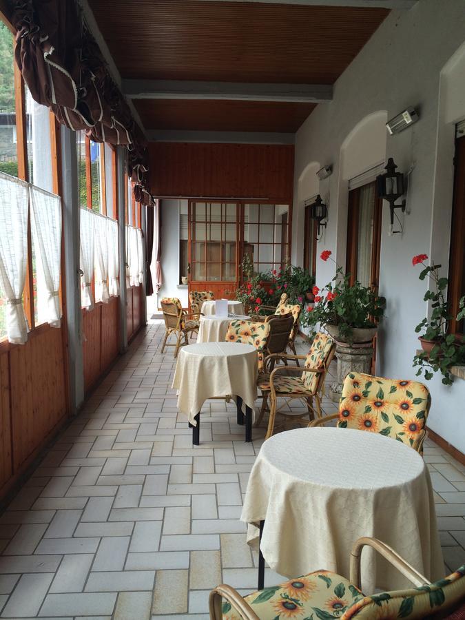 Grand Hotel Ala Di Stura מראה חיצוני תמונה