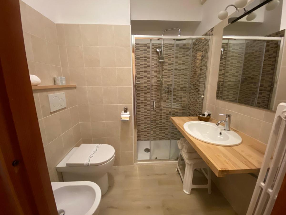 Grand Hotel Ala Di Stura מראה חיצוני תמונה
